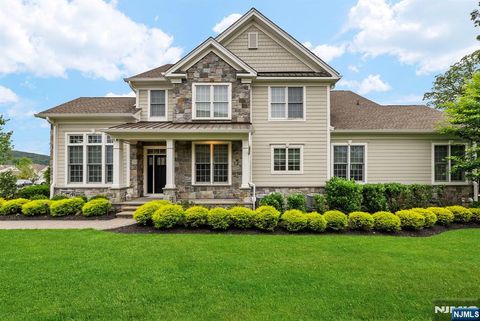 40 Hazy Gate Terrace Franklin Lakes NJ 07417
