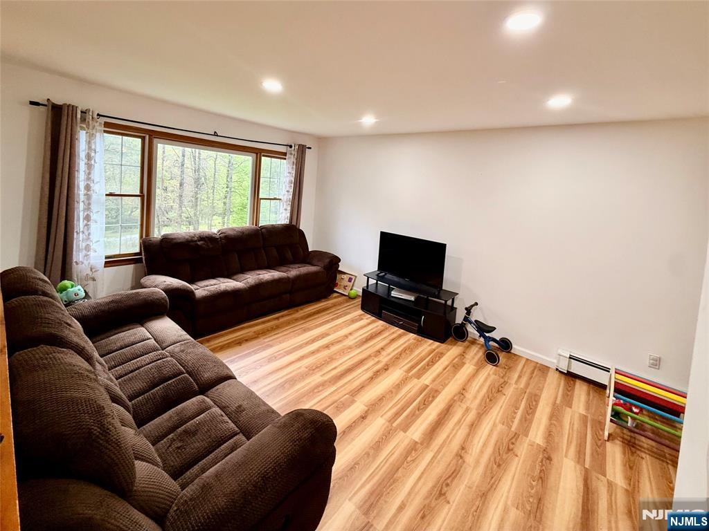 154 Cork Hill