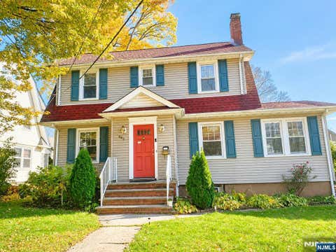 Photo of 949 Garrison Avenue, Teaneck, NJ 07666 (MLS # 26024461)
