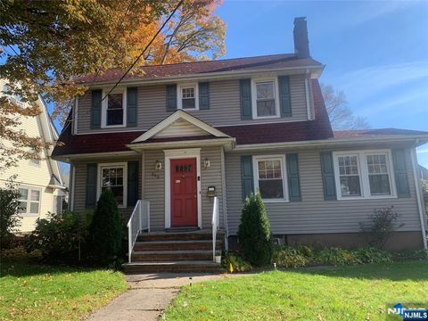 Photo of 949 Garrison Avenue, Teaneck, NJ 07666 (MLS # 26024461)