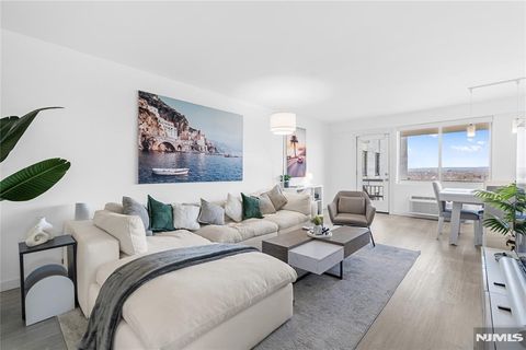 Photo of 307 Prospect Avenue #17D, Hackensack, NJ 07601 (MLS # 26001564)