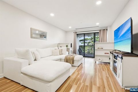 1 Orient Way 204 Rutherford NJ 07070