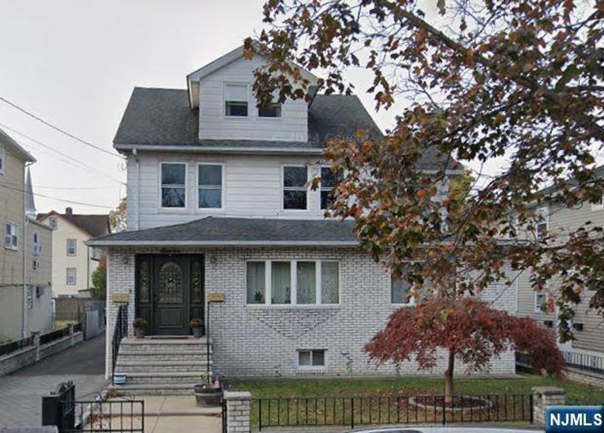 Spacious Second & Third Floor Apartment â€“ 3 Bedrooms Bright and well-laid-out 3-bedroom apartment occupying the second and third floors of a multi-family home. Features a comfortable living room, separate eating area, and kitchen, along with 1.5 bathrooms. Flooring includes a combination of ceramic tile and carpet. Equipped with window air-conditioning units. Located in a central, convenient area, just steps from the bus stop with direct service to NYC, making it ideal for commuters.