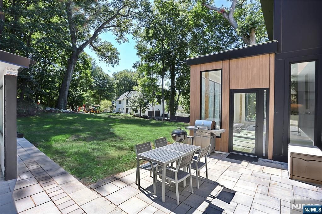 Photo of 226 Haworth Avenue, Haworth, NJ 07641 (MLS # 25036988)