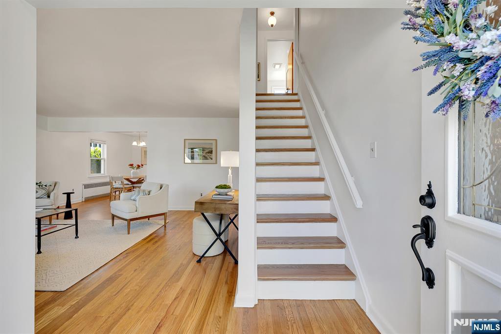 287 Jackson Avenue