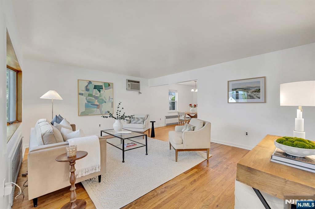 287 Jackson Avenue
