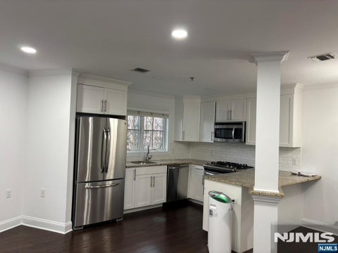Photo of 200 Laird #107, Cliffside Park, NJ 07010 (MLS # 26033136)