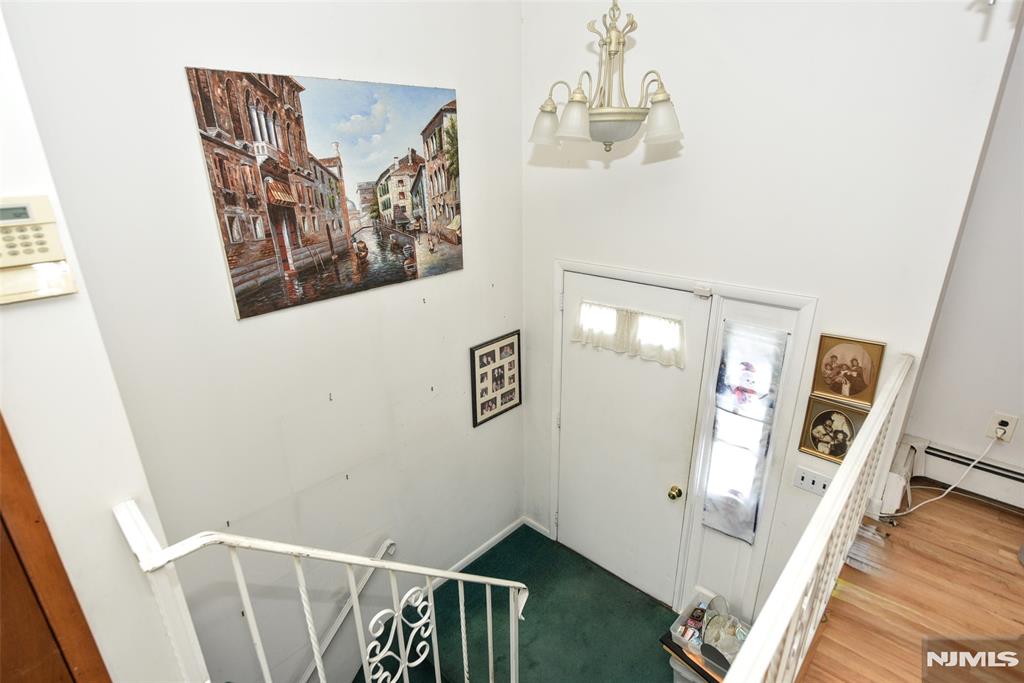 102 Parkview