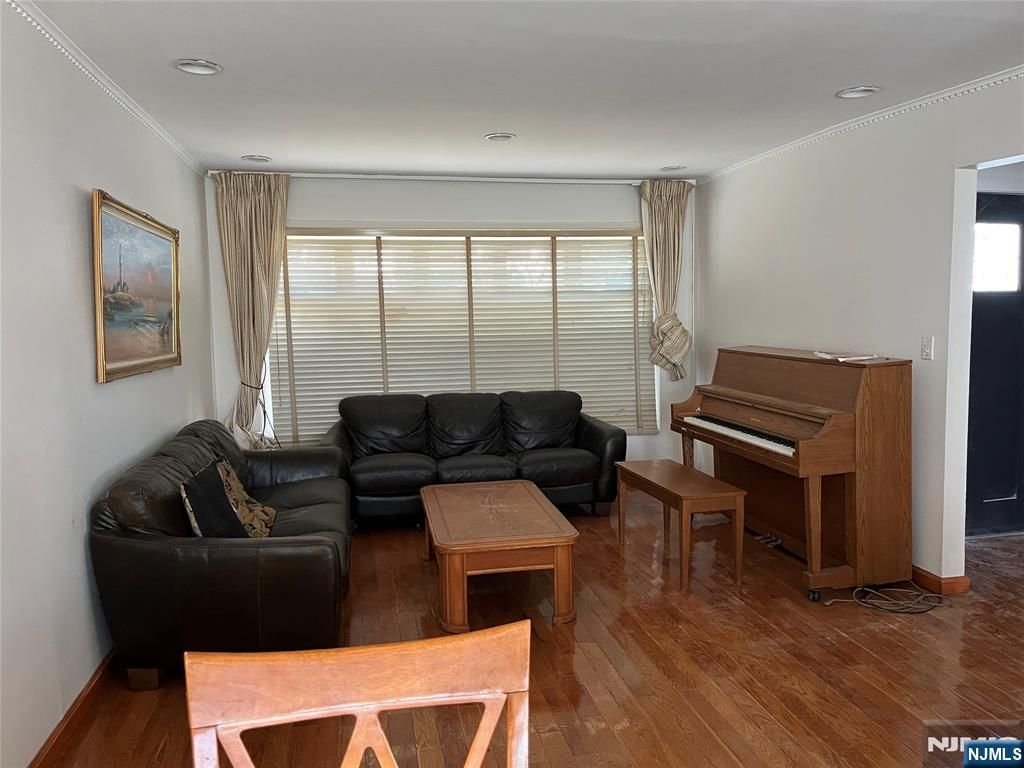 Photo of 539 Sandra Place, Teaneck, NJ 07666 (MLS # 25043693)