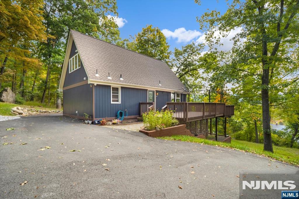 99 Brooks Flat Road