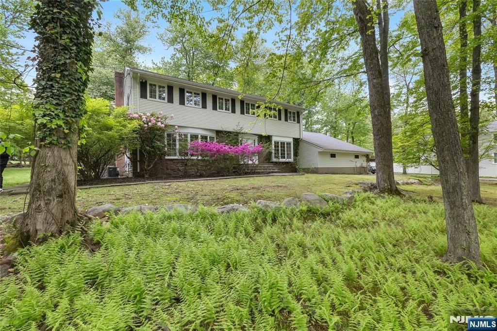 Photo of 7 Ellsworth Terrace, Montvale, NJ 07645 (MLS # 26017099)