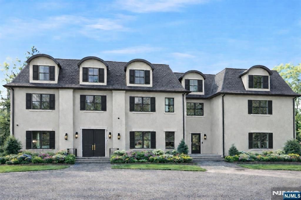 Photo of 241 Saddle River Road, Saddle River, NJ 07458 (MLS # 26010519)