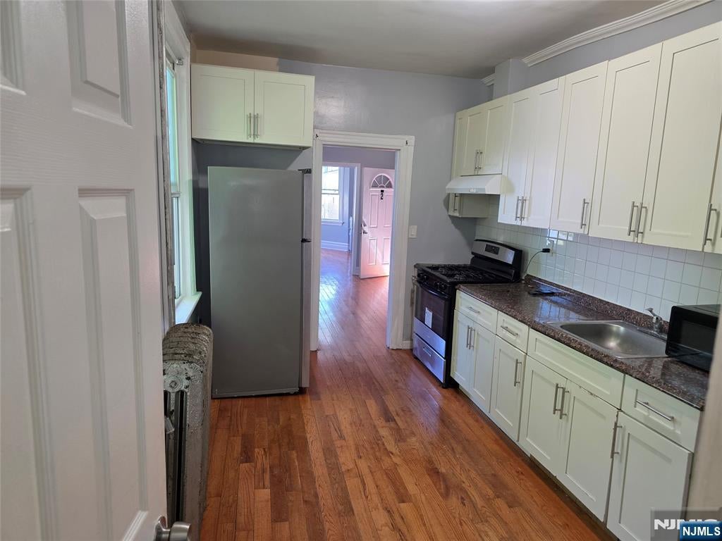 9 17th Street