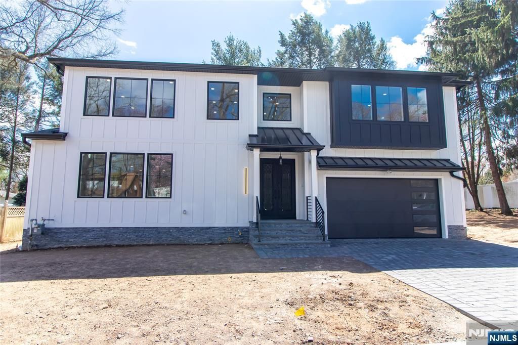 Photo of 42 Harvey Street, Closter, NJ 07624 (MLS # 25011616)