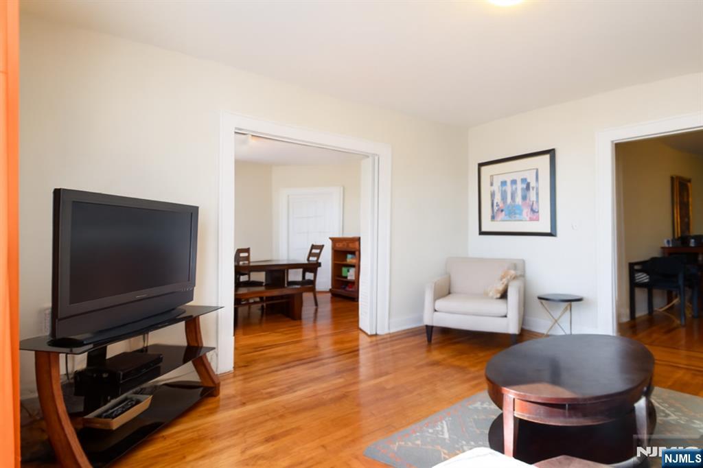 75 Fairview Avenue 35