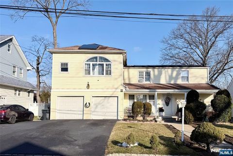 33 Homestead Place 2nd floor Bergenfield NJ 07621