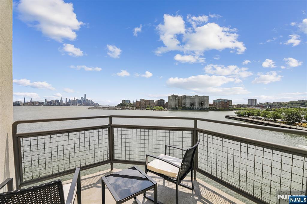 600 Harbor Boulevard 926