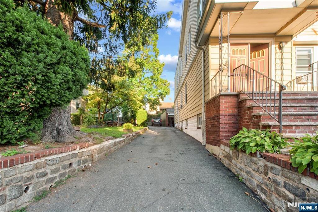 34 Chelsea Avenue