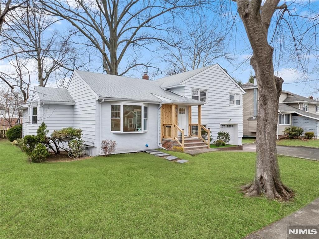 Photo of 4 Pine, Fair Lawn, NJ 07410 (MLS # 26009259)