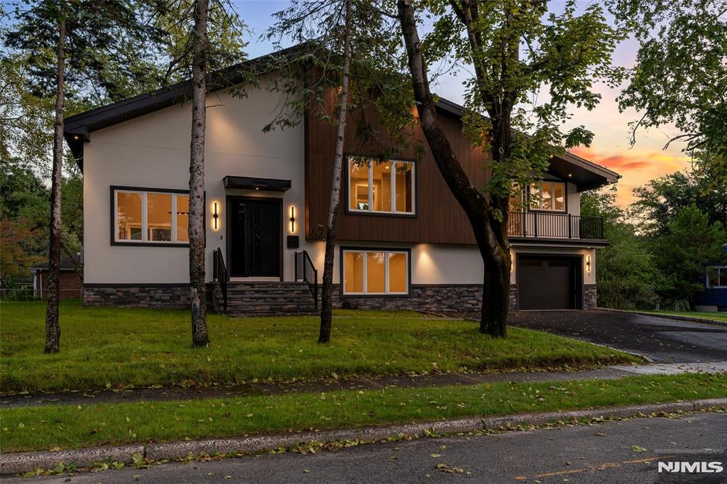 62 Asmus Road