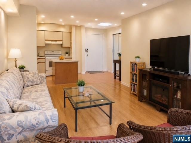 99 Teaneck Road 317