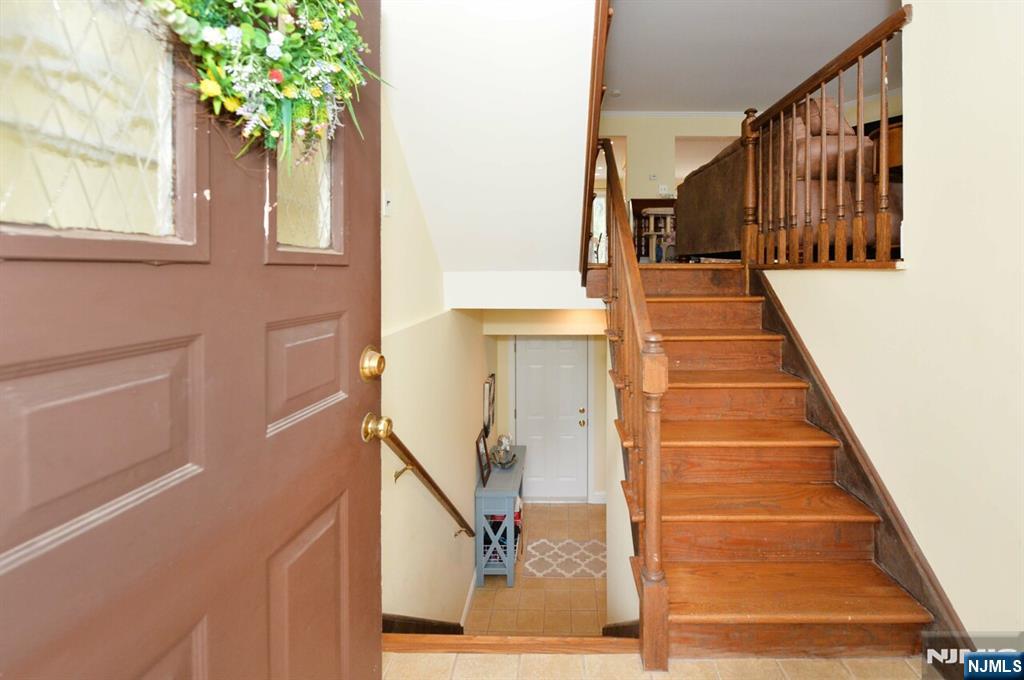 64 Canterbury Lane