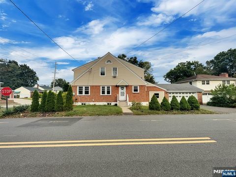 85 Dance Boulevard Dumont NJ 07628