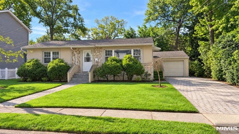 Photo of 66 Merritt, Cresskill, NJ 07626 (MLS # 26033313)