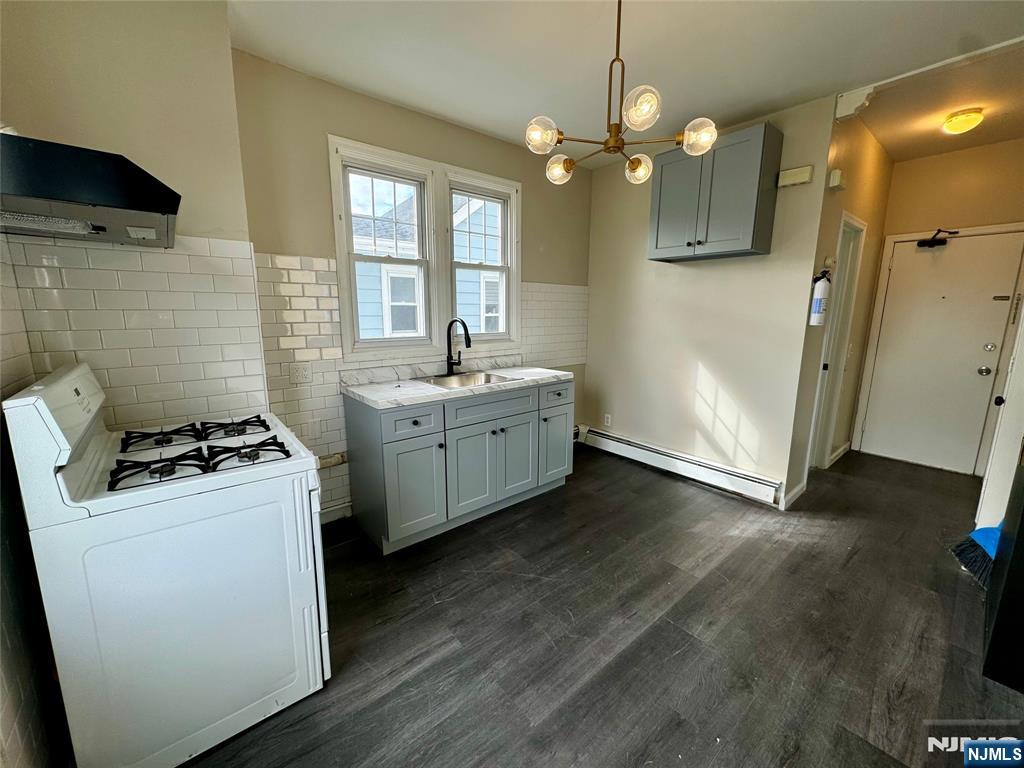 318 Ampere Parkway 2nd Floor