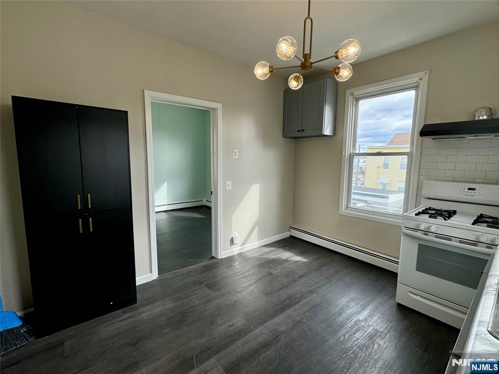 318 Ampere Parkway 2nd Floor