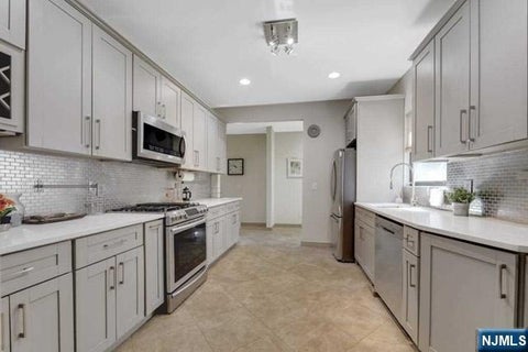 Photo of 115 W Englewood Ave, Englewood, NJ 07631 (MLS # 26025584)