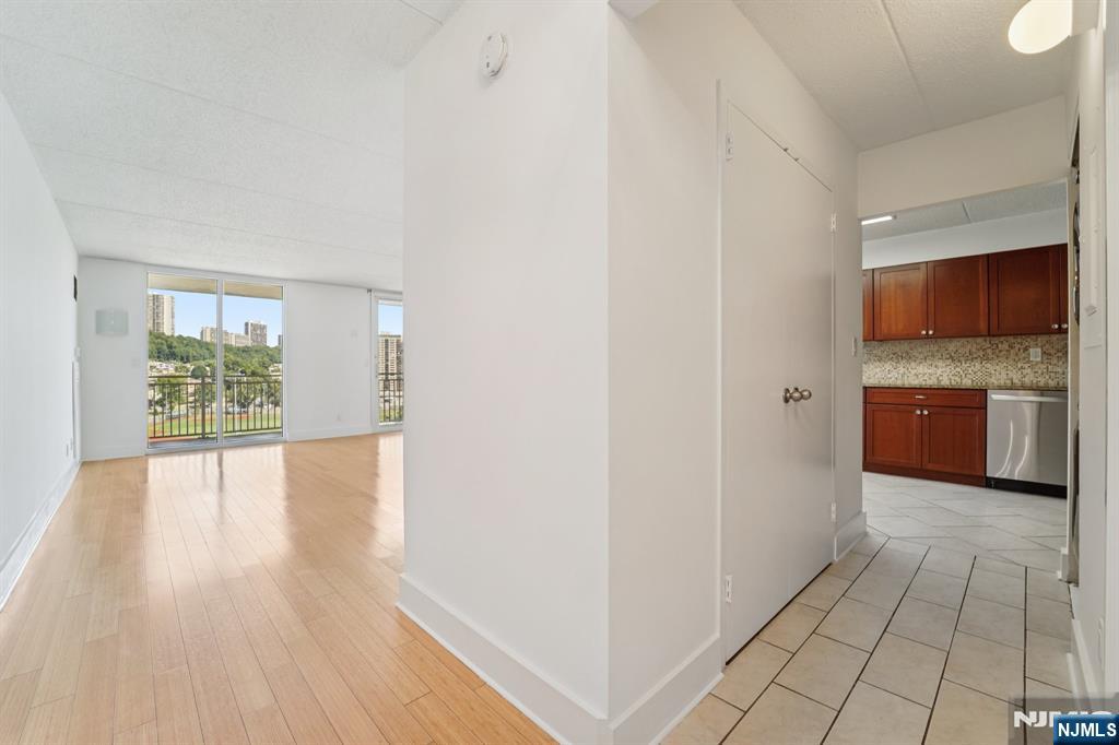 1077 River Road 1014