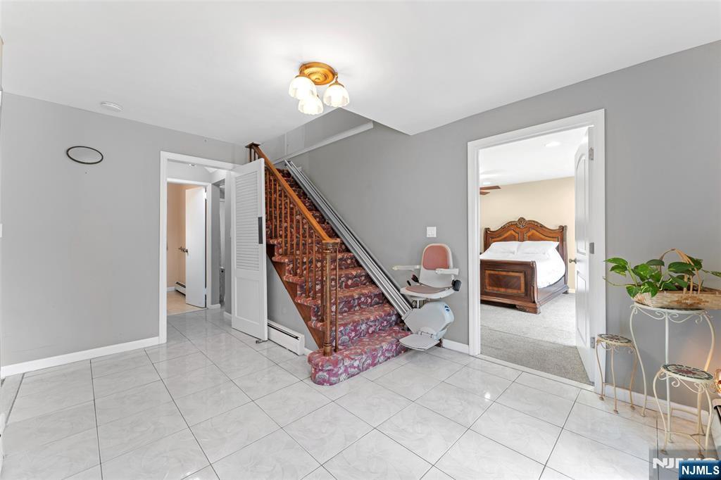 222 Zabriskie Place