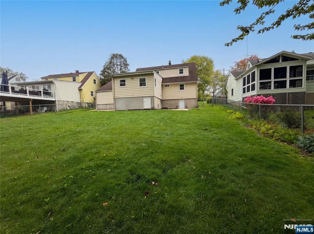 616 River Road