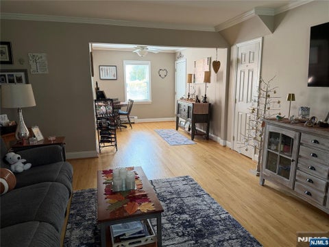Photo of 1124 Valley Road #1A, Wayne, NJ 07470 (MLS # 26034701)