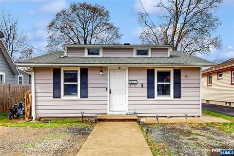 Photo of 20 8th Avenue, Manville, NJ 08835 (MLS # 25039398)