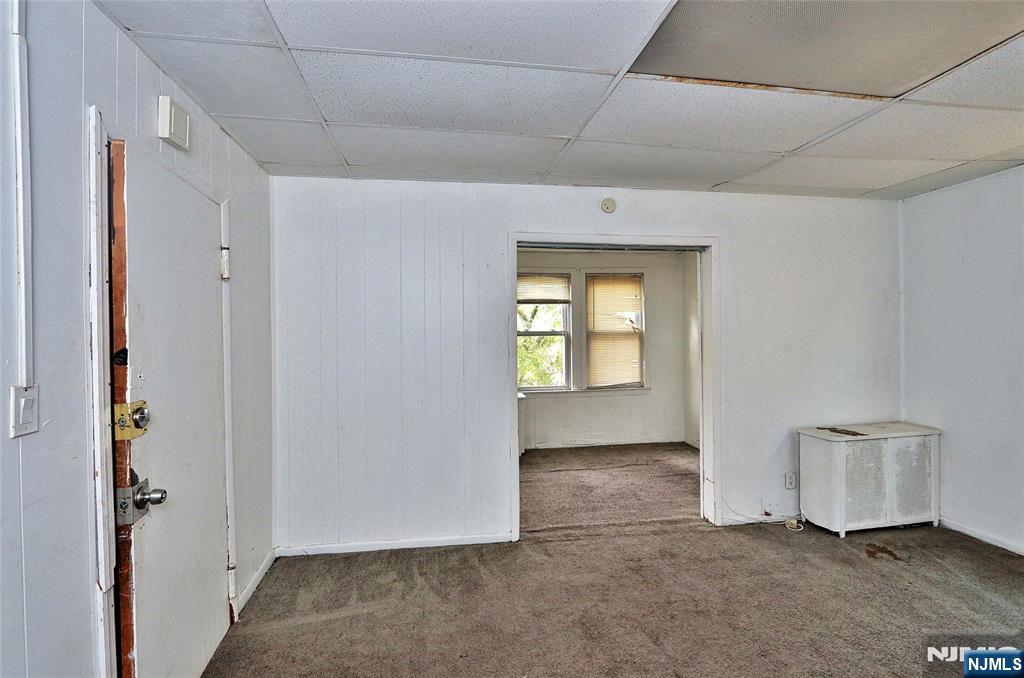 207-209 Hansbury Avenue