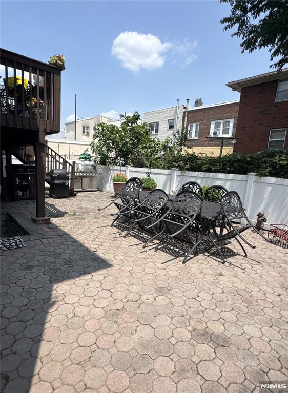 385A Roosevelt Street