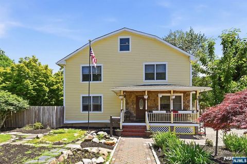 Photo of 188 Doretta Street, River Vale, NJ 07675 (MLS # 26010606)