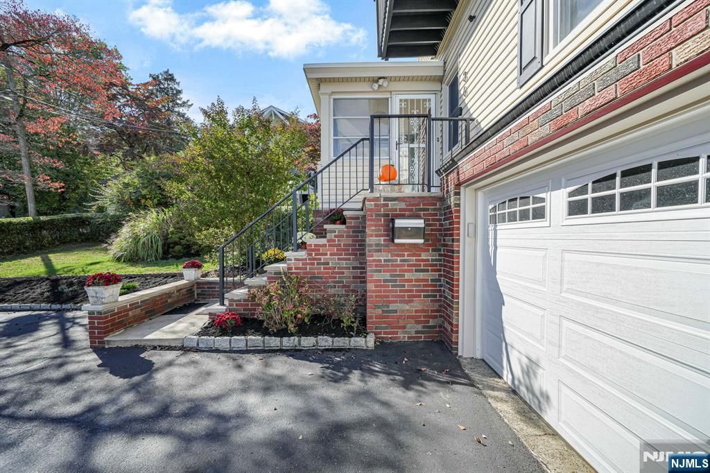 Photo of 36 Clara Street, North Haledon, NJ 07508 (MLS # 25037050)