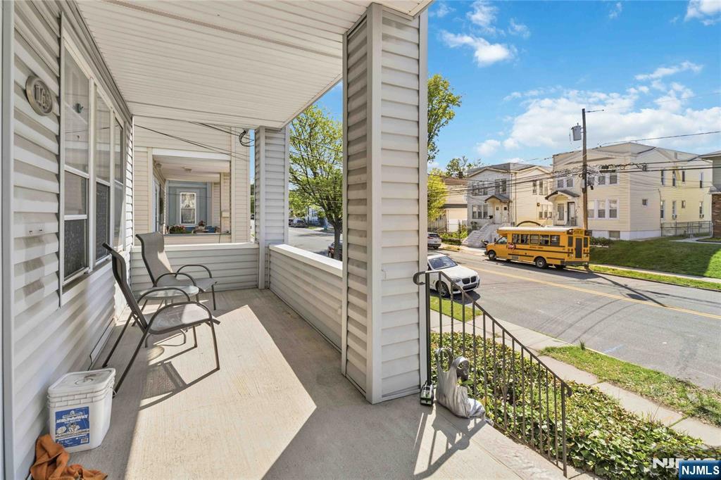 165-167 Dundee Avenue