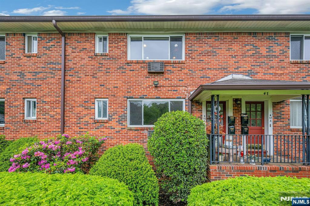 Property for Sale at 47 Espy 16A, Caldwell, New Jersey - Bedrooms: 1 
Bathrooms: 1  - $299,900
