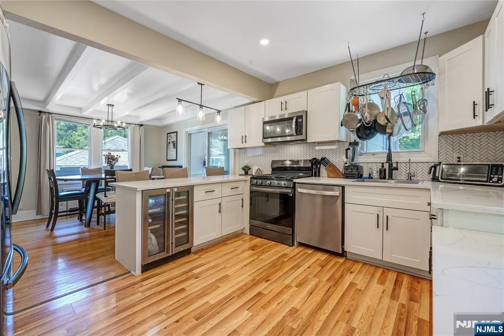 776 Maple Avenue