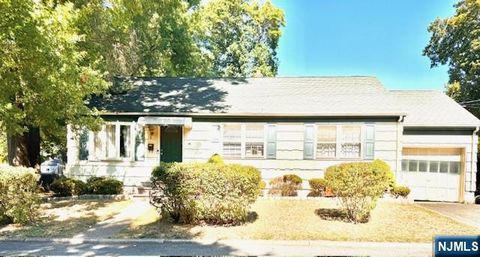 41 Monument Place Cresskill NJ 07626