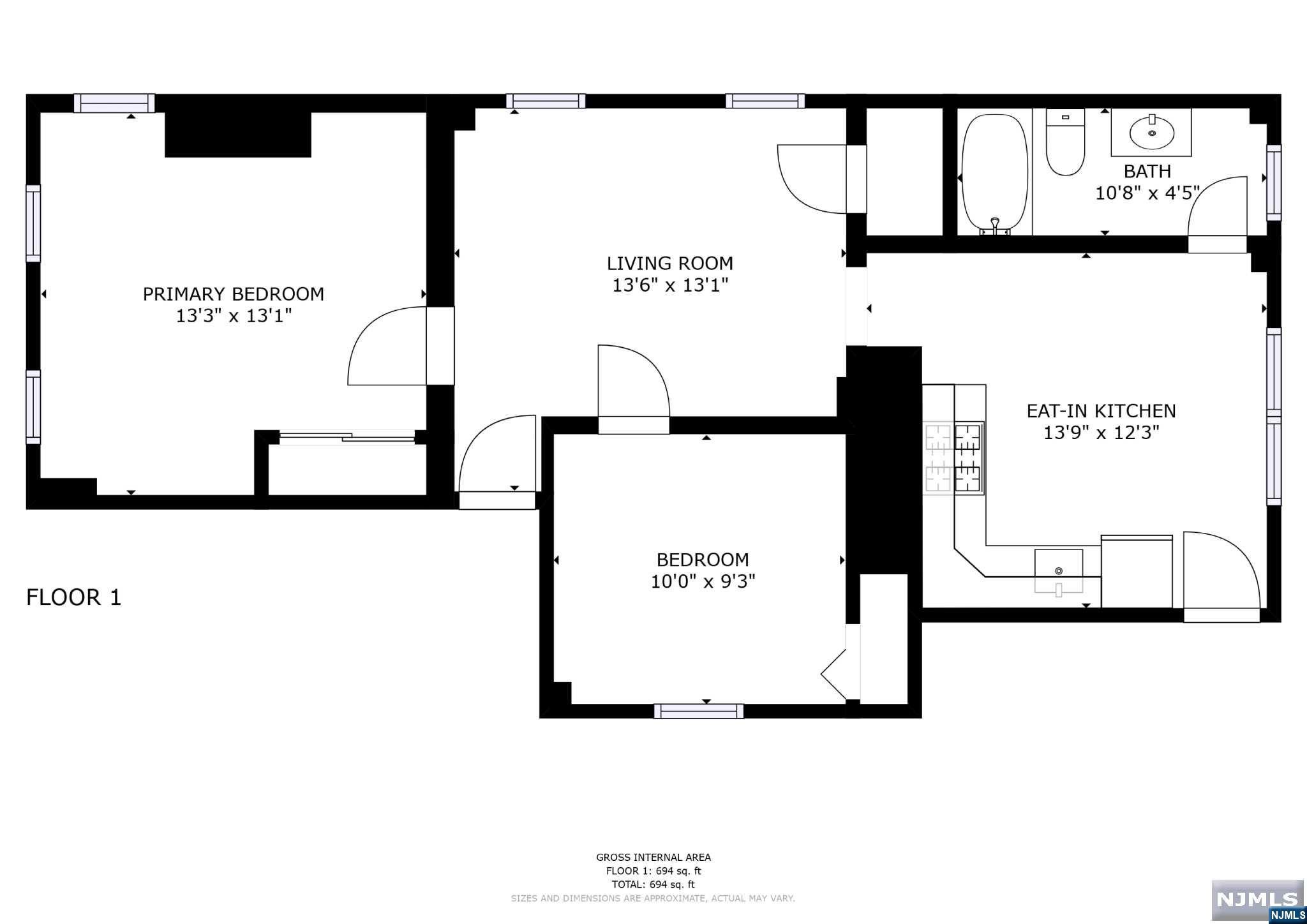 Main image without alt text