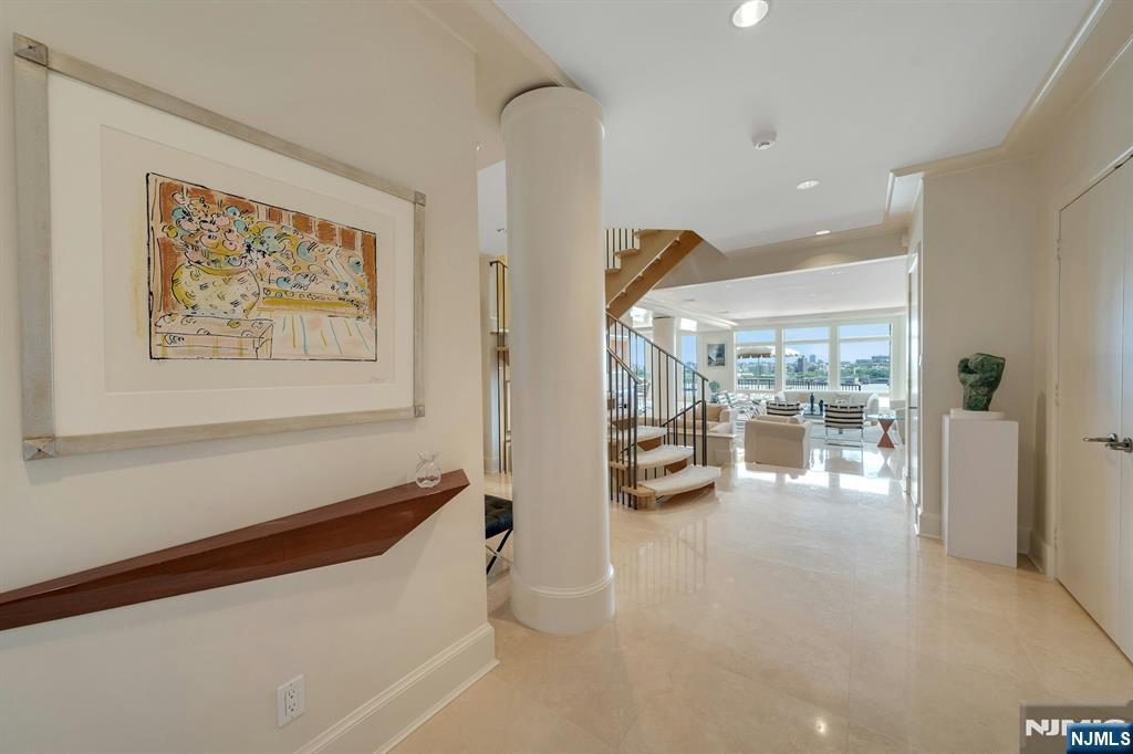 4 Ascot Way