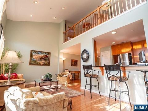 96 Abbie Court Guttenberg NJ 07093