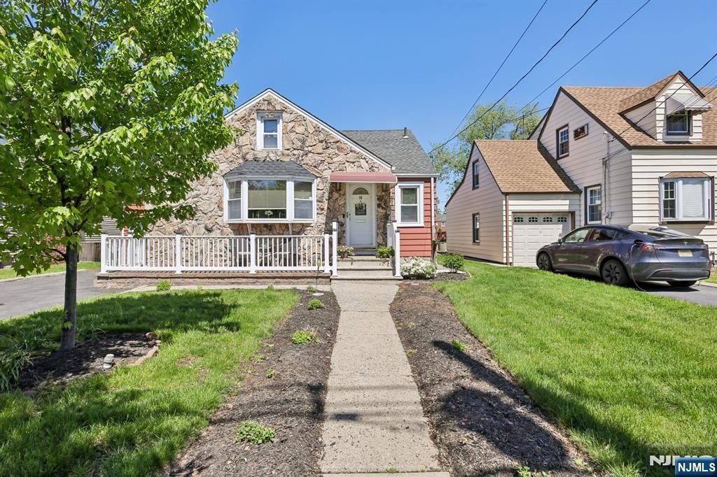 16 Fairmount Avenue