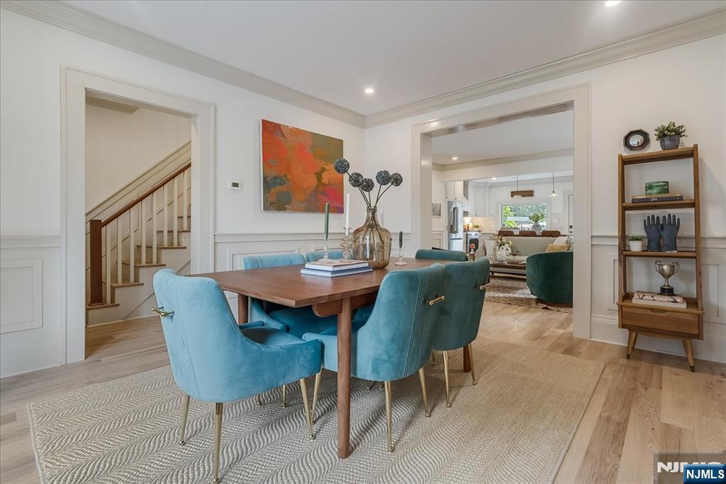 7 Hazelwood Road