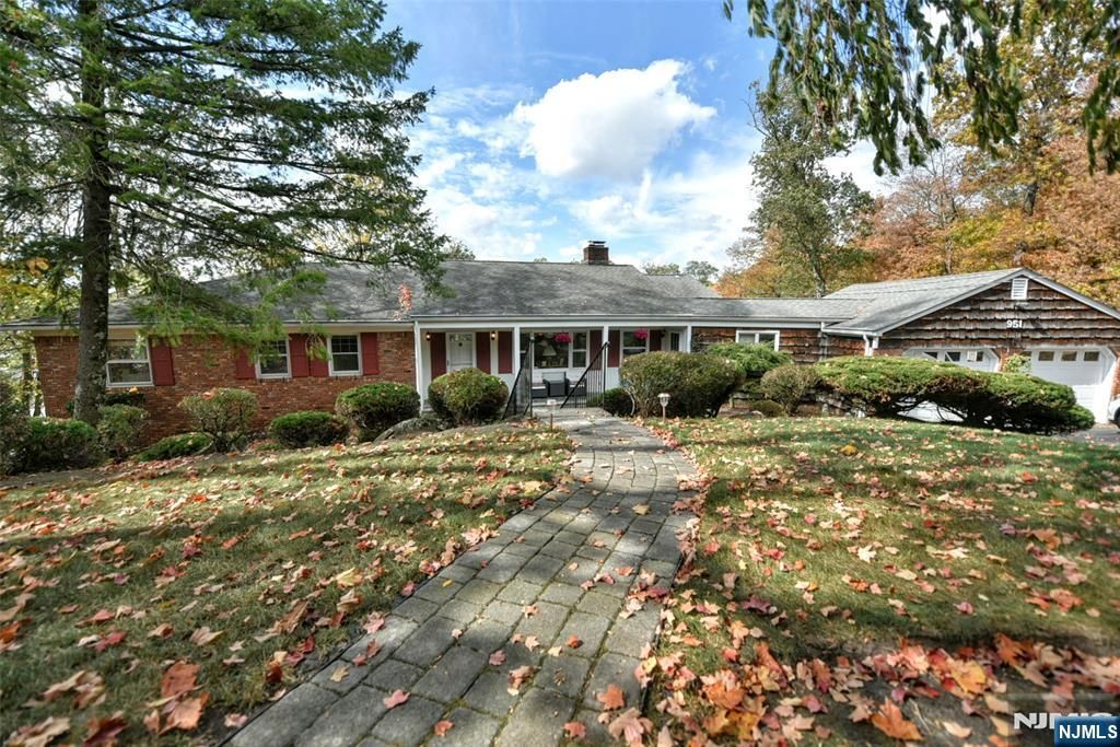 Photo of 951 Berdan Avenue, Wayne, NJ 07470 (MLS # 25035294)